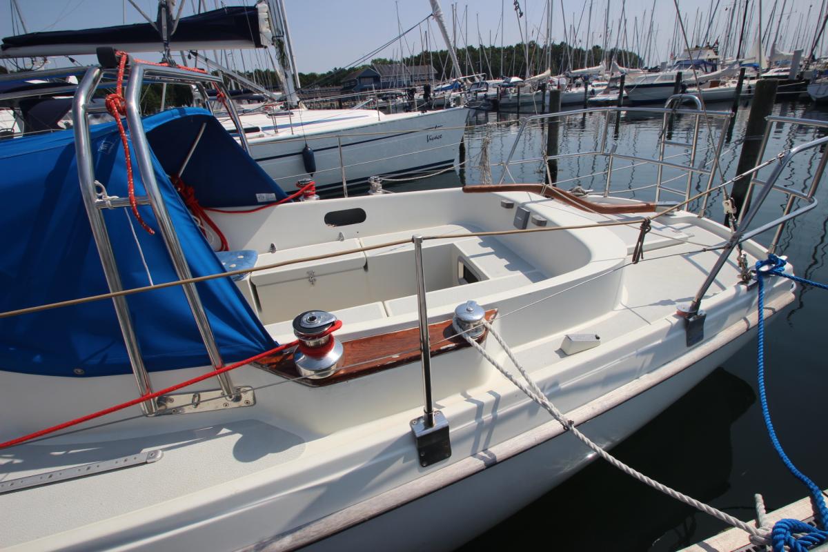 oe 33 sailboat